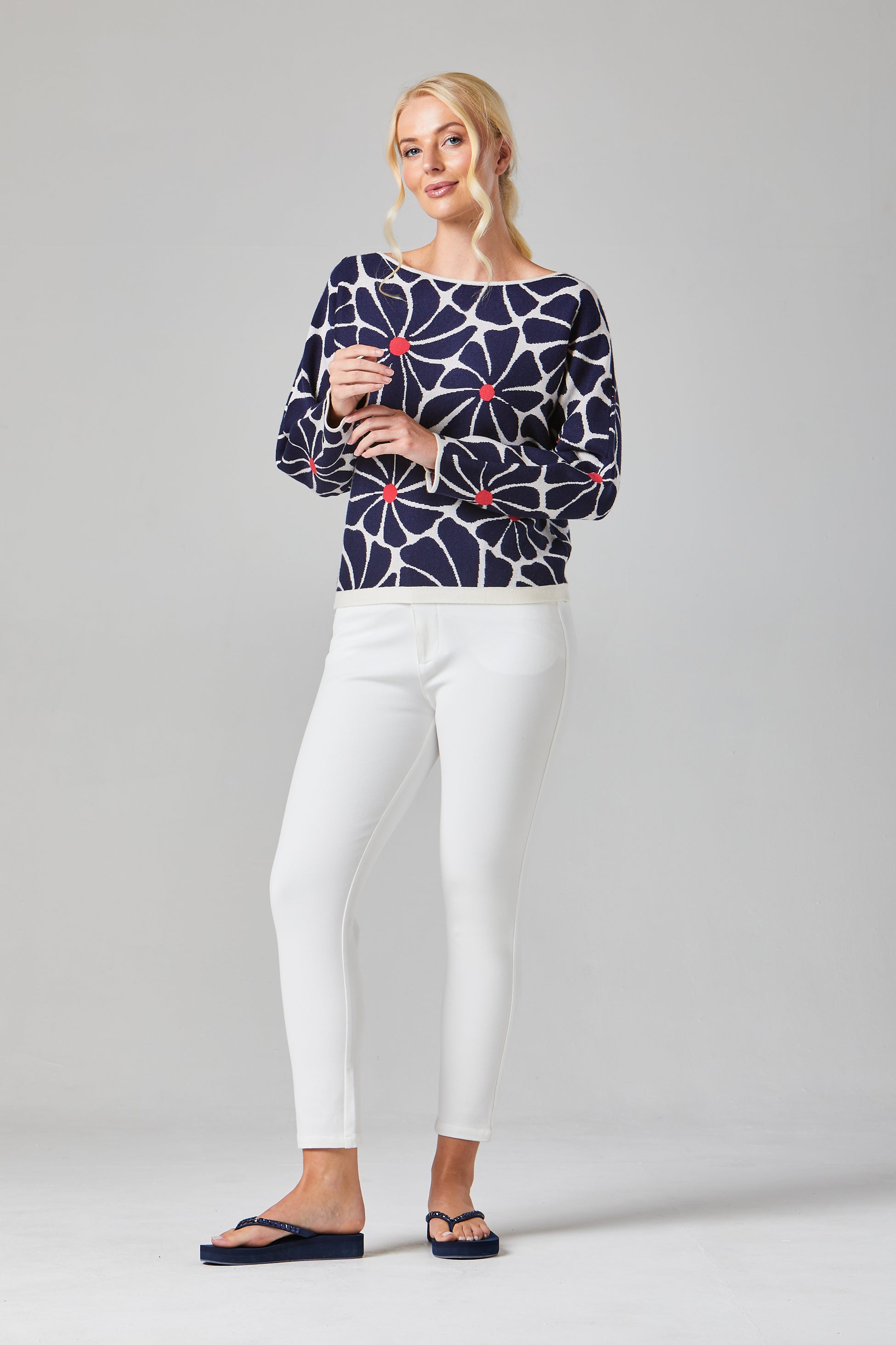 Daisy Pullover