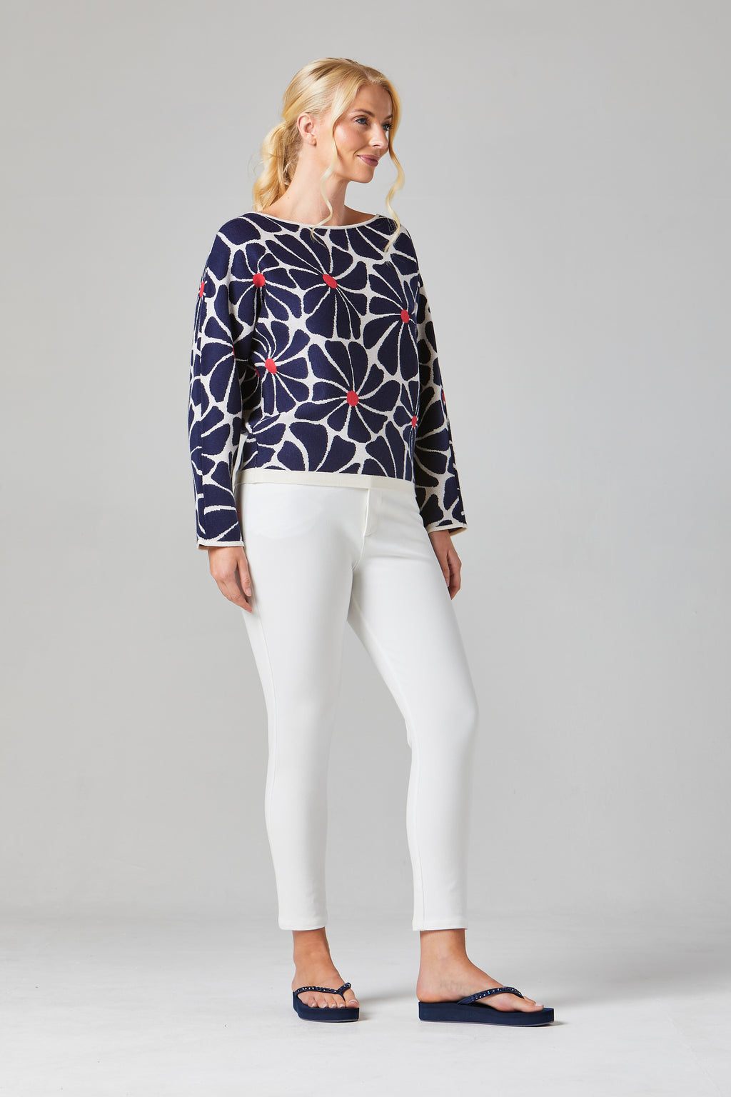 Daisy Pullover