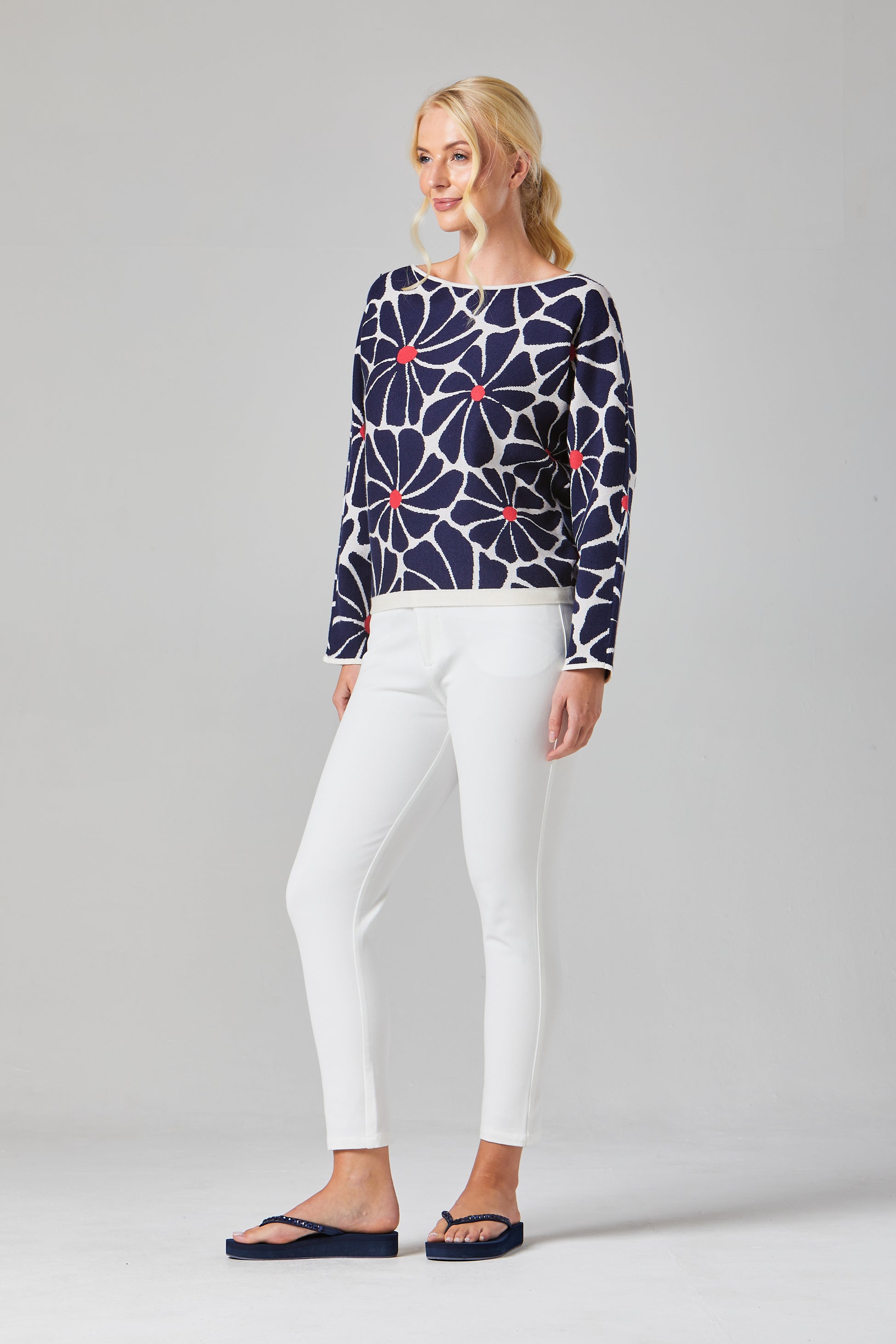 Daisy Pullover