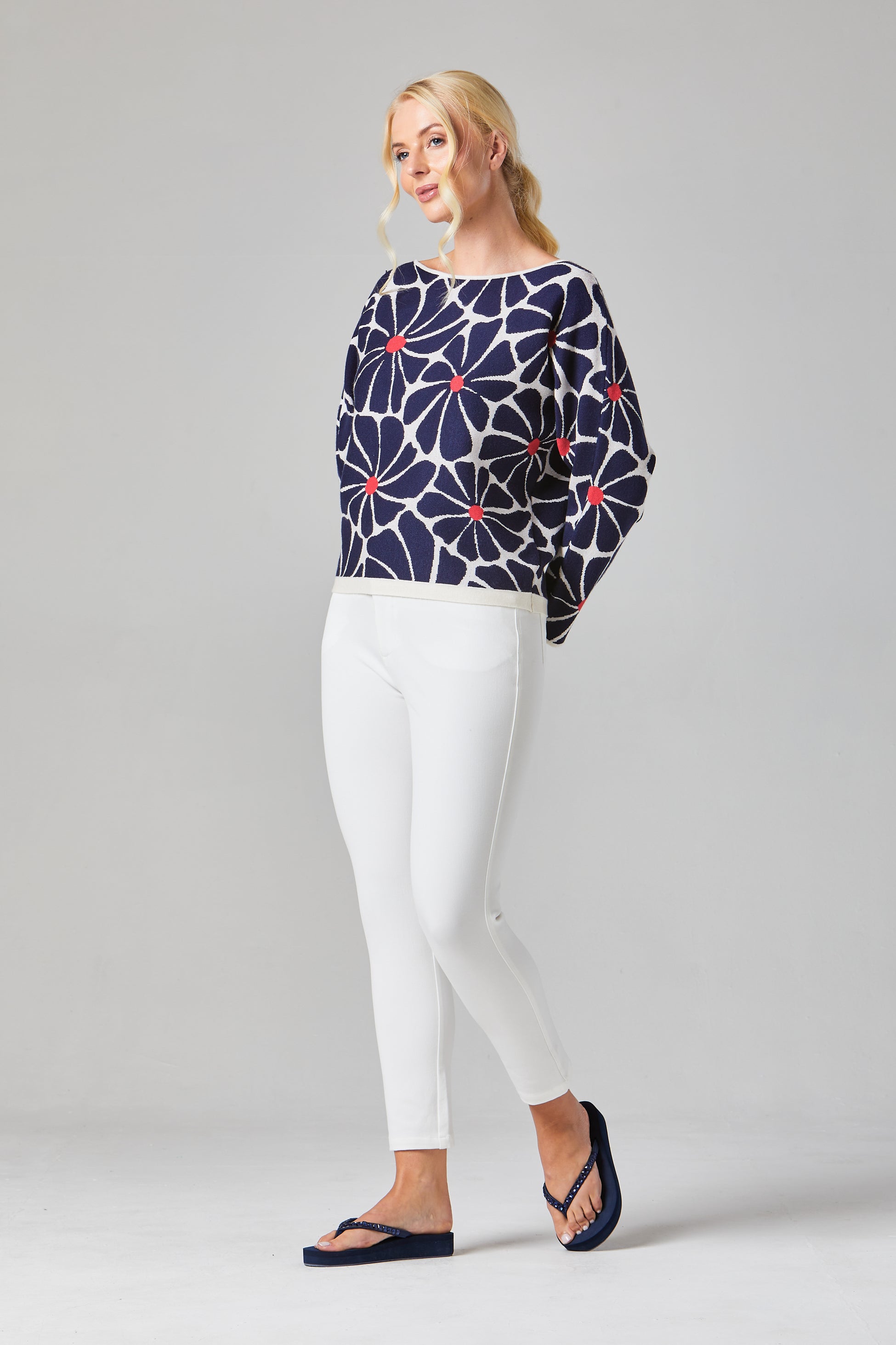 Daisy Pullover