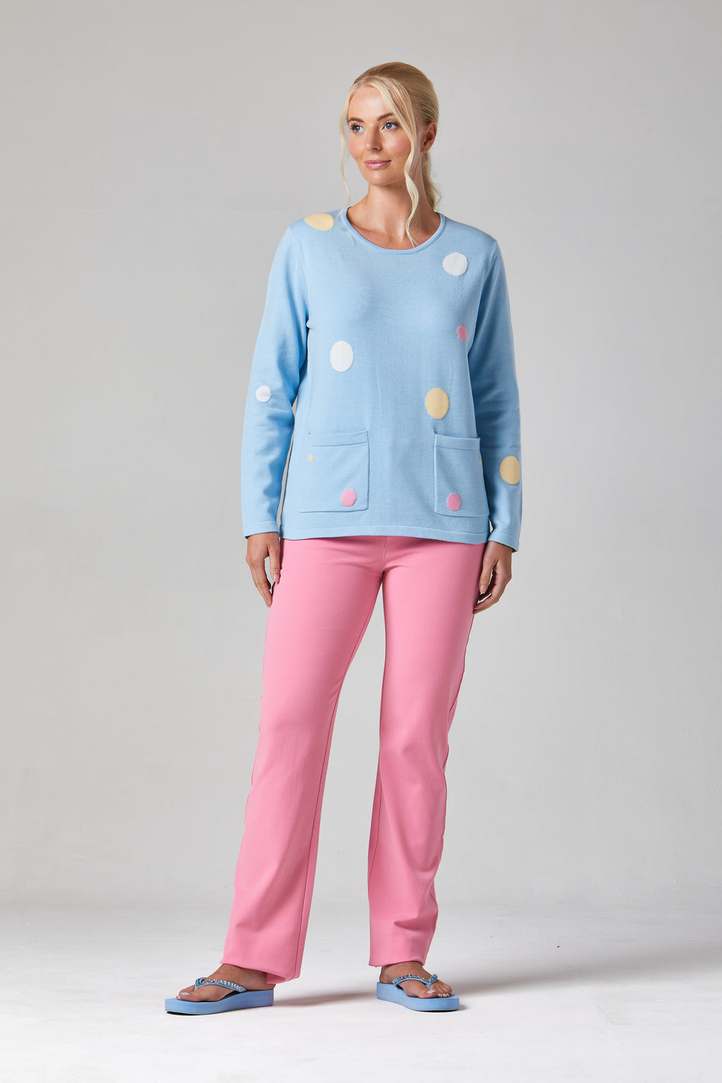 Nicola Pullover