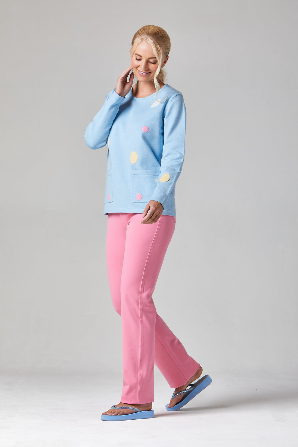 Nicola Pullover