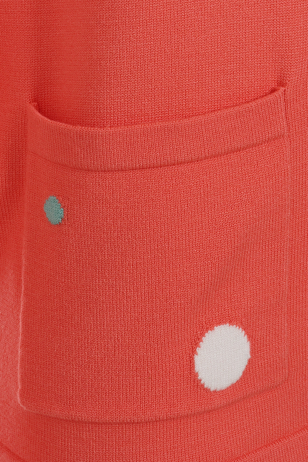 Nicola Pullover